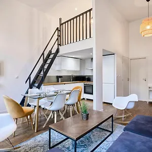 Centre - Beautiful Bright 6pax 3br Appartement